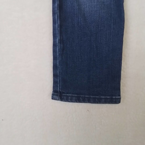OshKosh High Rise Slim Fit Button Fly Jeans Girl's Size 6 in Medium Wash - Picture 12 of 13